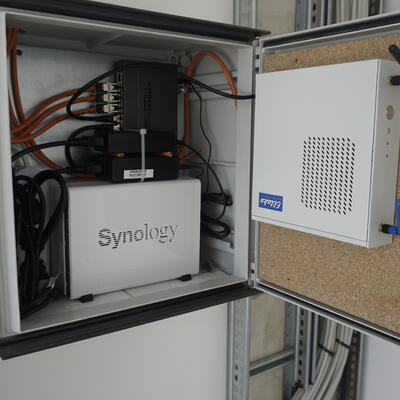 Synology